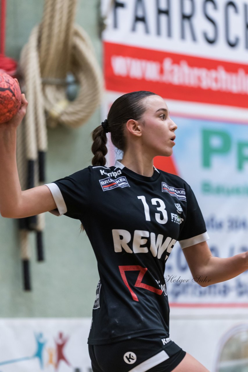 Bild 198 - wBJ SV Henstedt Ulzburg - TuRa Meldorf : Ergebnis: 22:38